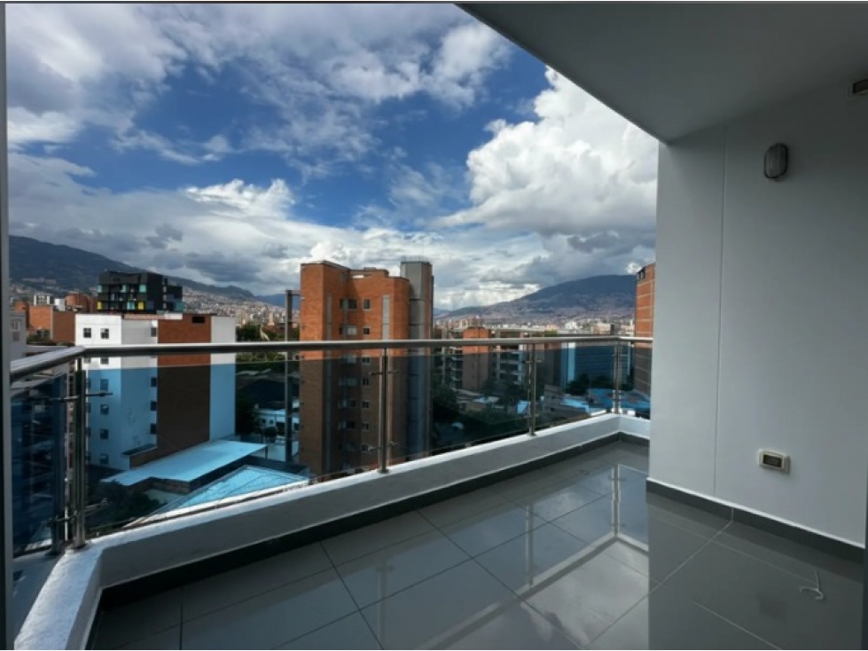 Venta de Penthose duplex en Laureles