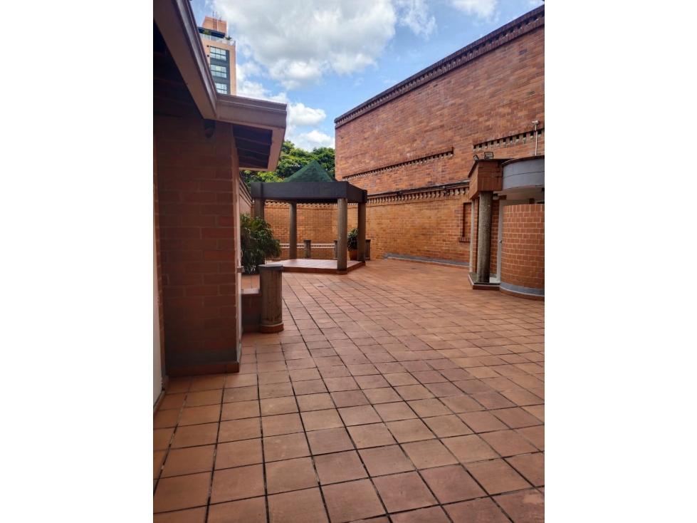 VENTA DE APARTAMENTO EN LAURELES — foto 3