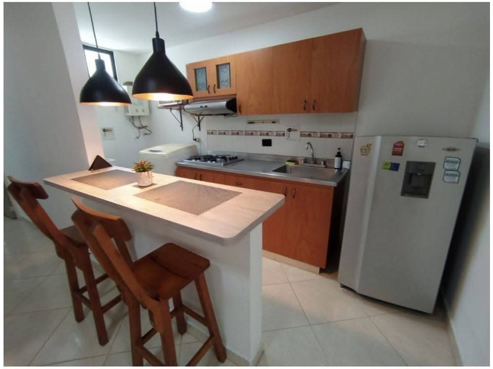 VENTA DE EDIFICIO AMOBLADO EN LAURELES NOGAL