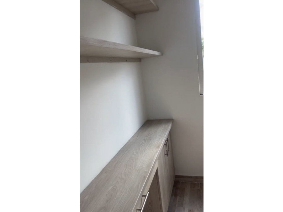 Venta de Apartamento en la Loma de los Bernal — foto 5