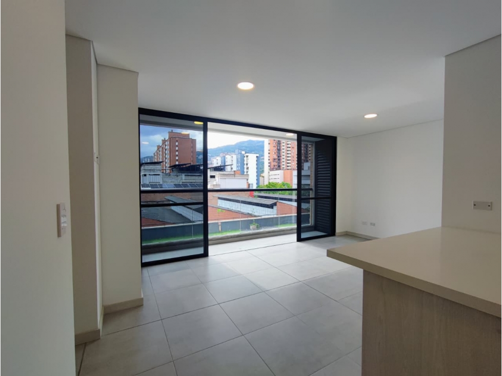 VENTA APARTAMENTO PARA ESTRENAR LOS COLORES CERCA DE TODO — foto 2