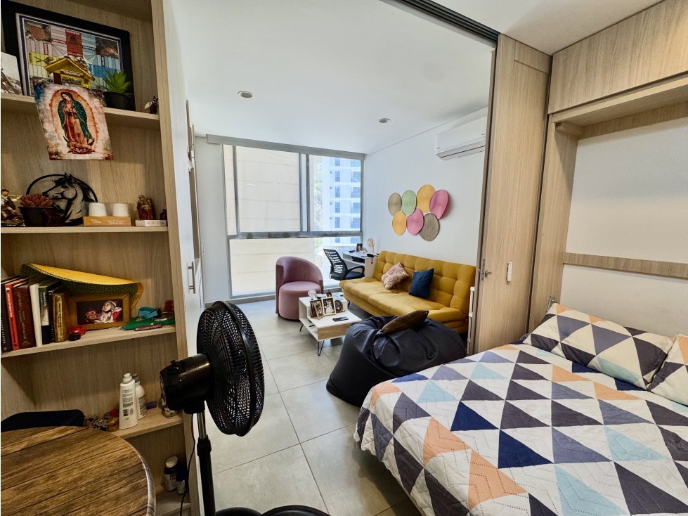 SE VENDE APARTAESTUDIO EN SALGUERO SUITES — foto 3