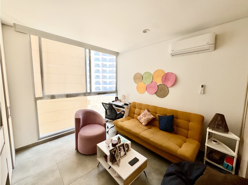 SE VENDE APARTAESTUDIO EN SALGUERO SUITES — foto 4