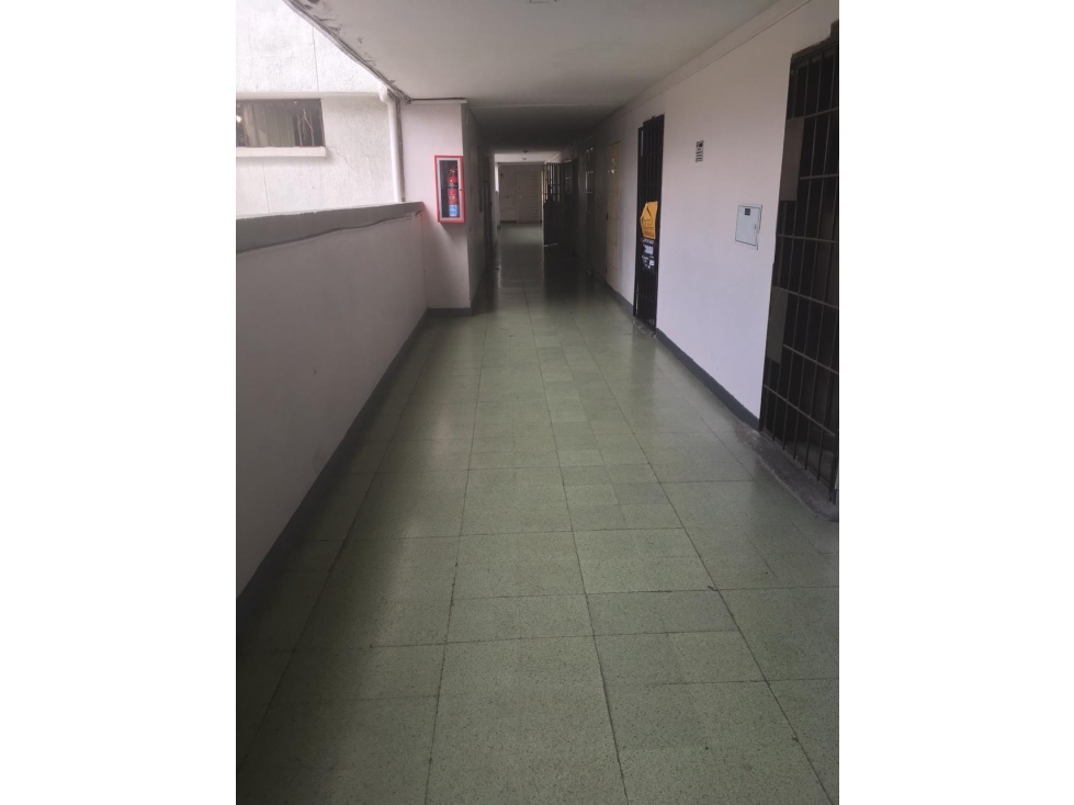Se Arrienda Oficina Por El Centro Medellín - 1