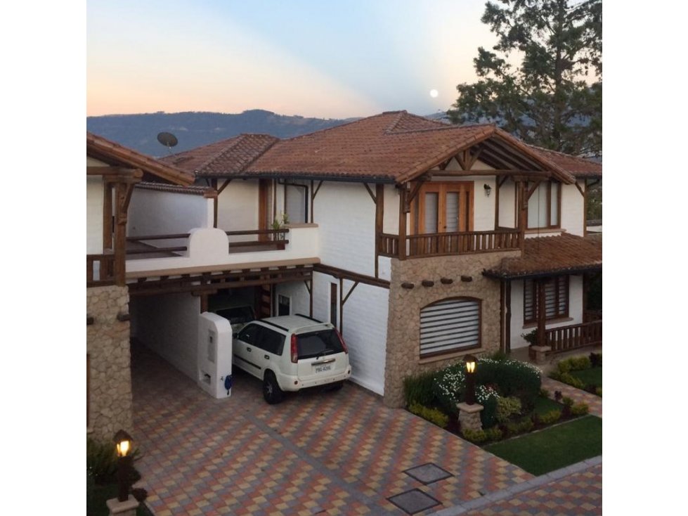 Casa de venta en Tumbaco, 270mil