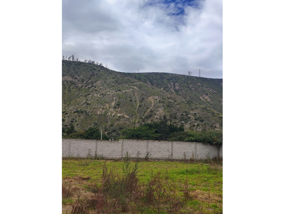 $149mil venta terreno con cerramiento en Urb privada, Mitad del mundo