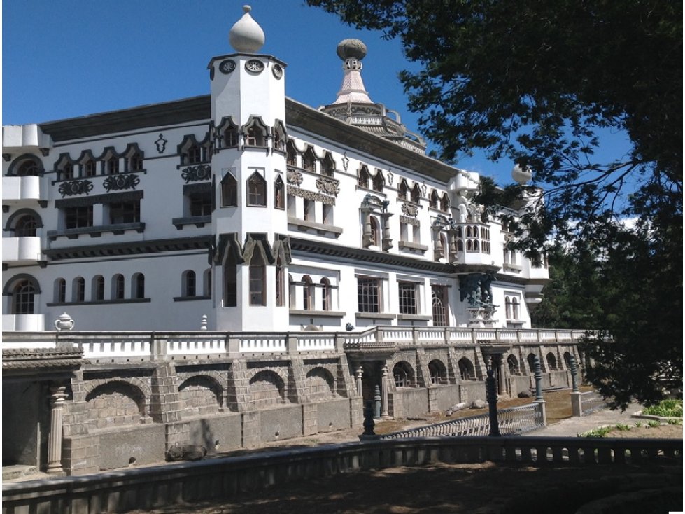 Venta de Complejo Hotelero, Cayambe $3,900,000 - 6