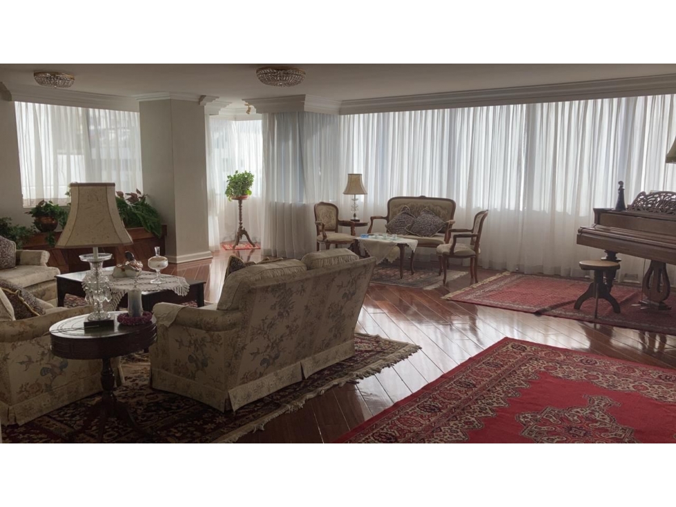 Venta Depar 4 Dormi,Av. Brasil, El Bosque, Quito Tenis, $230,000