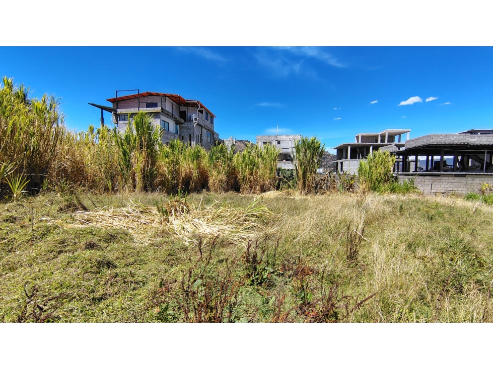 Terreno en venta Morita, Tumbaco, pocas Cuadras Ruta Viva 2163m2 - 3