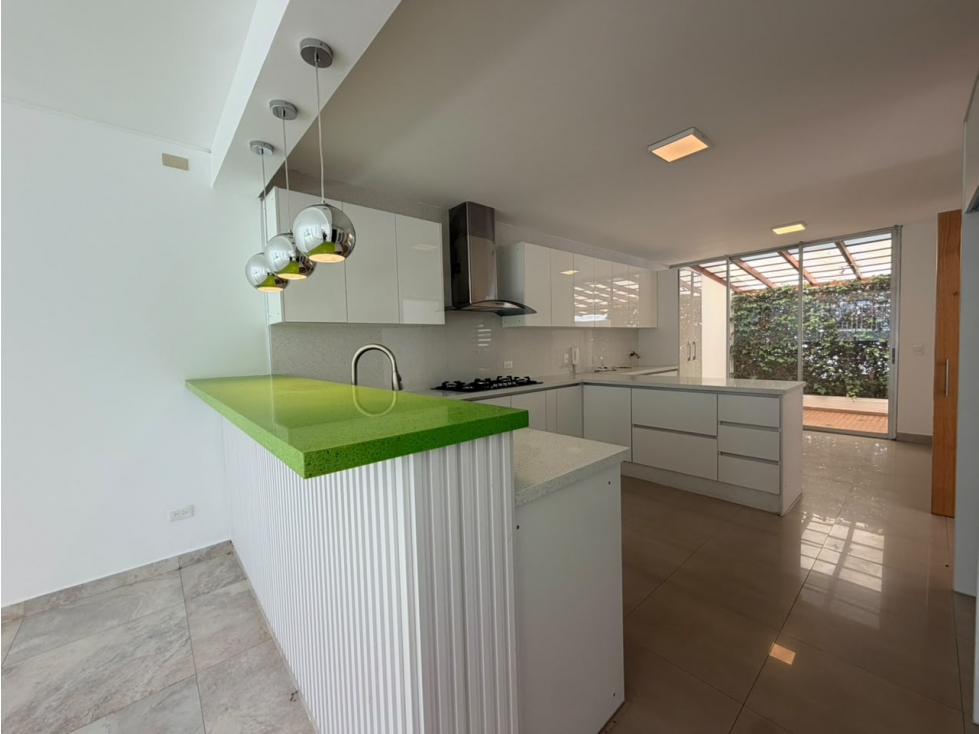 223mil Venta Casa de 209m2 sector Rancho San Francisco en conjunto — foto 4