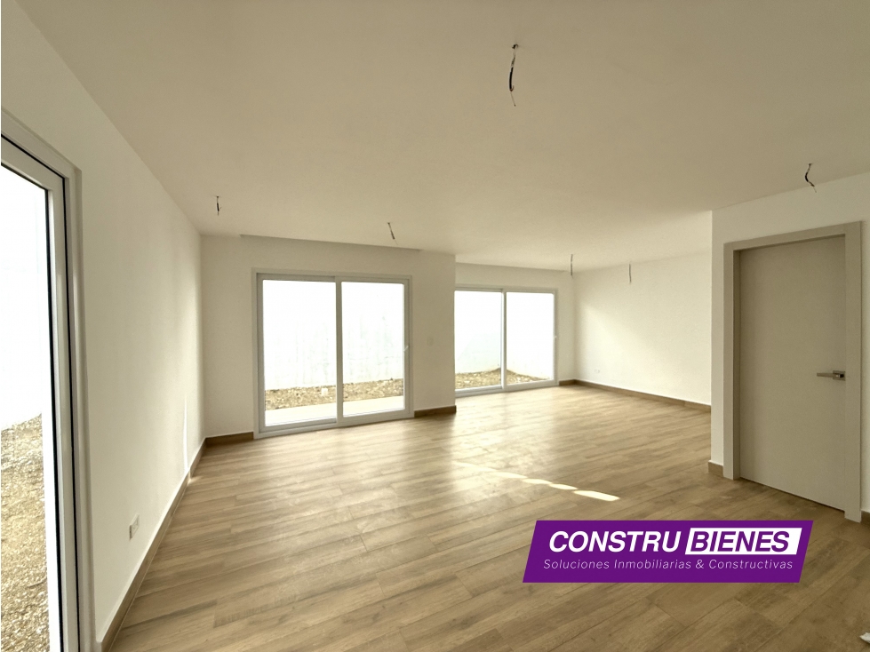 OPORTUNIDAD: CASA POR ESTRENAR DENTRO DE URBANIZACION PRIVADA, MANTA — foto 3
