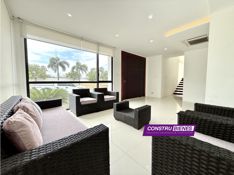 Casa amoblada en venta Urbanización Montecristi Golf — foto 2
