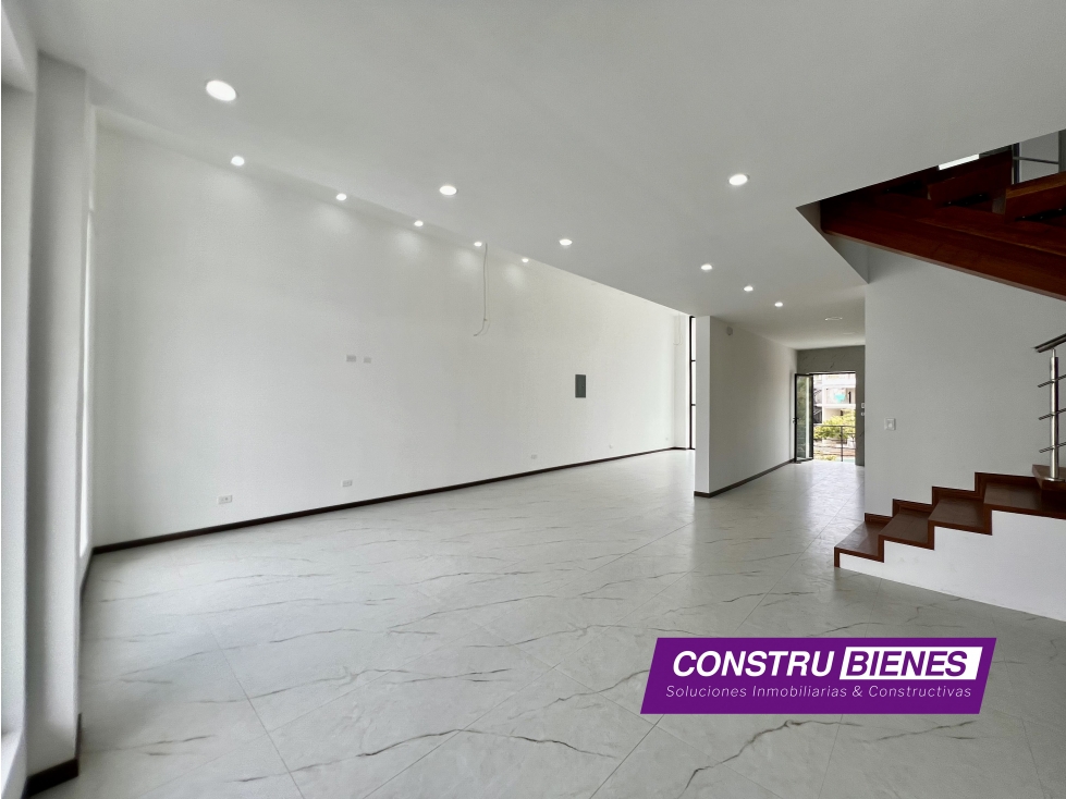 Casa con piscina en urbanización Ciudad del Mar, Manta — foto 3