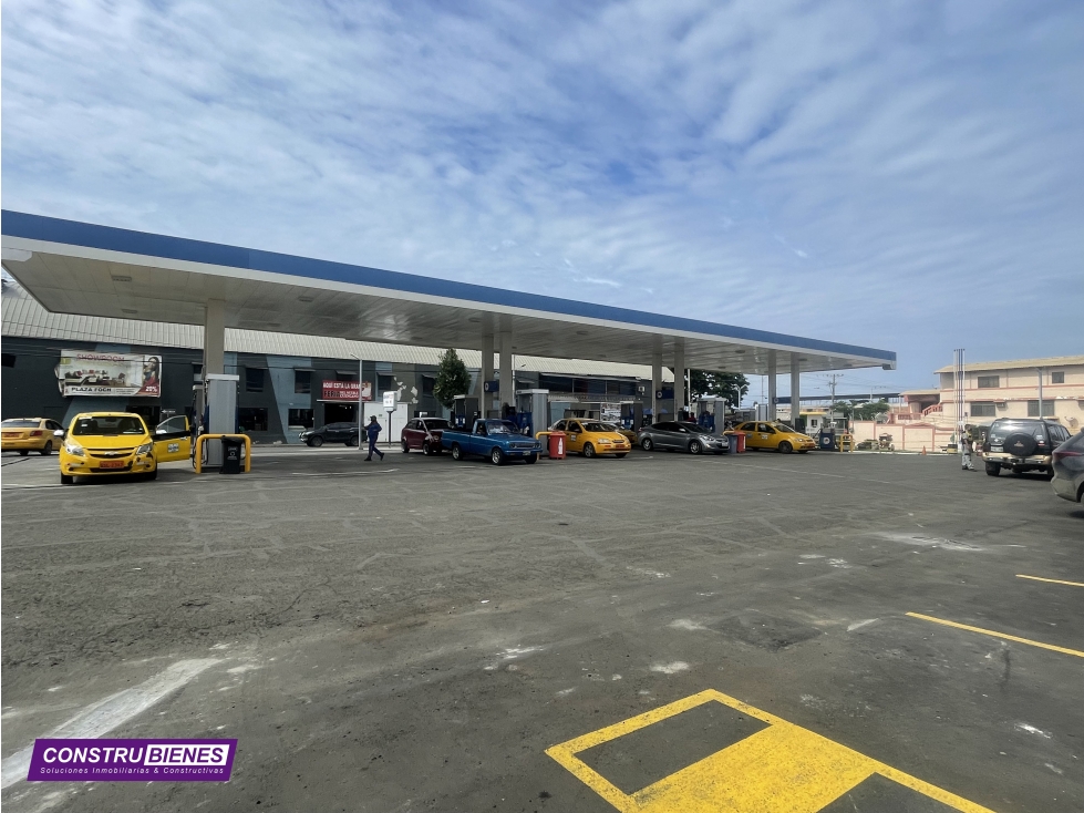 Locales Comerciales en Estacion de Servicios Alto Tráfico Vehicular - 4