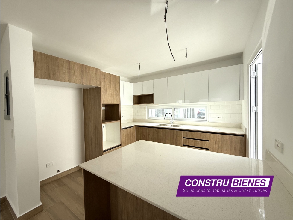 OPORTUNIDAD: CASA POR ESTRENAR DENTRO DE URBANIZACION PRIVADA, MANTA — foto 4
