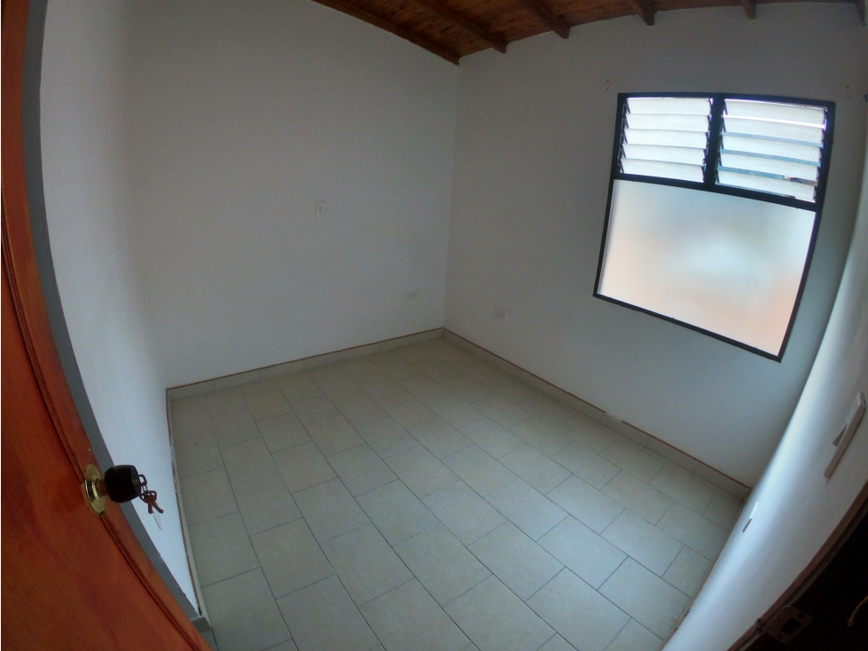 Vendo apartamento en La Urb. Aldea Hato Nuevo, piso 3, Bello — foto 4