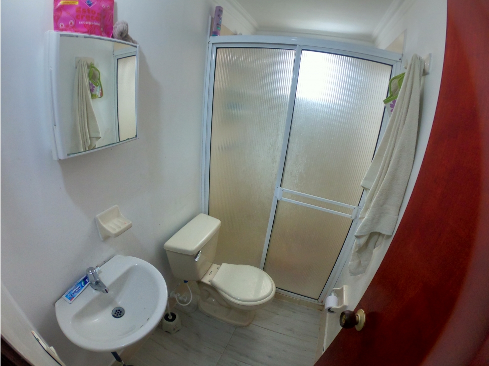 Vendo apartamento en La Urb. Aldea Hato Nuevo, piso 3, Bello — foto 4