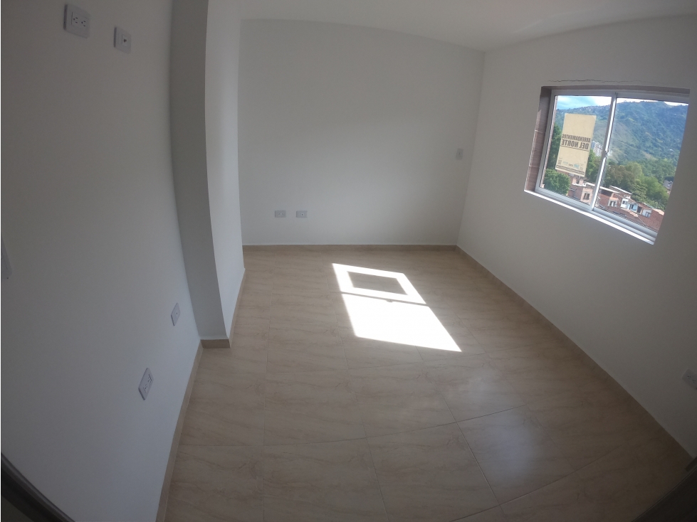Vendo Apartamento Barrio Rosalpi, Bello — foto 6