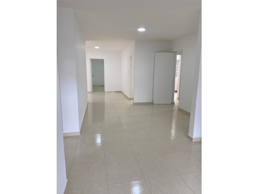 Vendo Amplio Apartamento en el Barrio el Salvador Medellìn 153m2 — foto 4