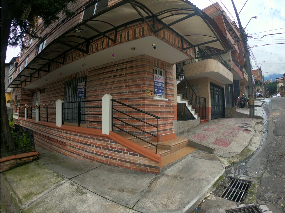 Vendo Apartaestudio-Local en el barrio Cabañas, Bello