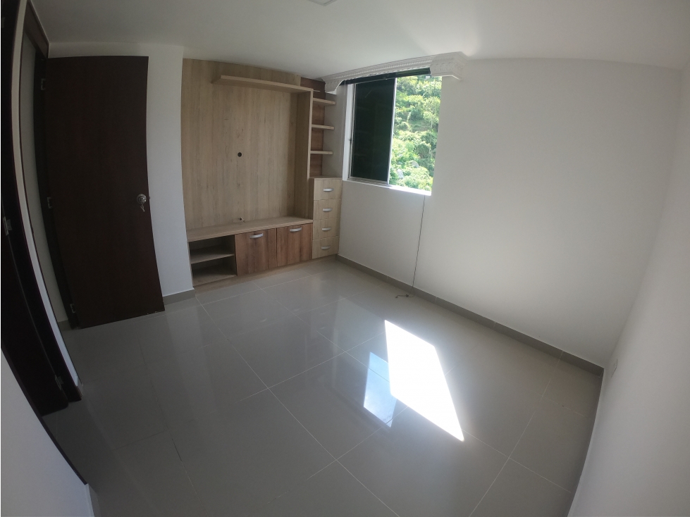 Alquilo apto urbanización Rincón del Bosque, Bello — foto 4
