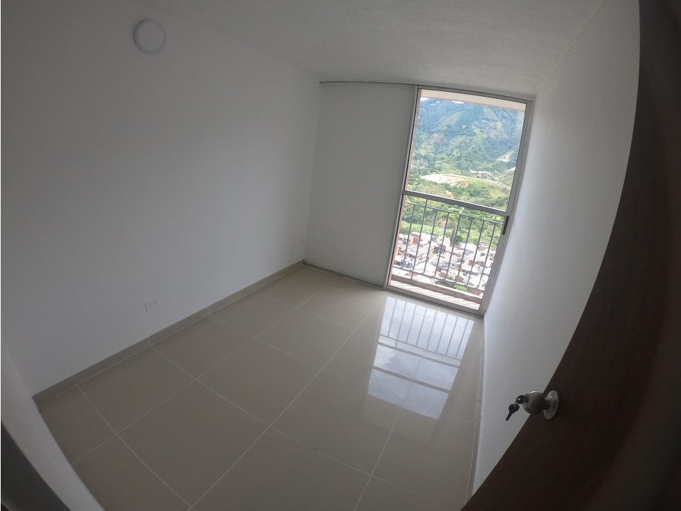 Alquilo apartamento en Urb. Avellaneda, Bello, Villas del Sol — foto 3