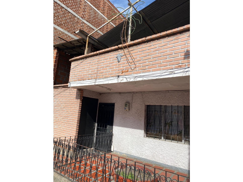Casa lote en venta en el barrio obrero Bello — foto 3
