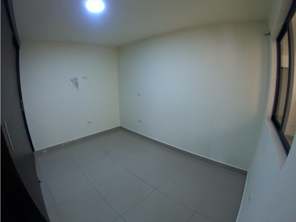 Alquilo apartamento en las Cabañas, Bello, piso 4 — foto 4