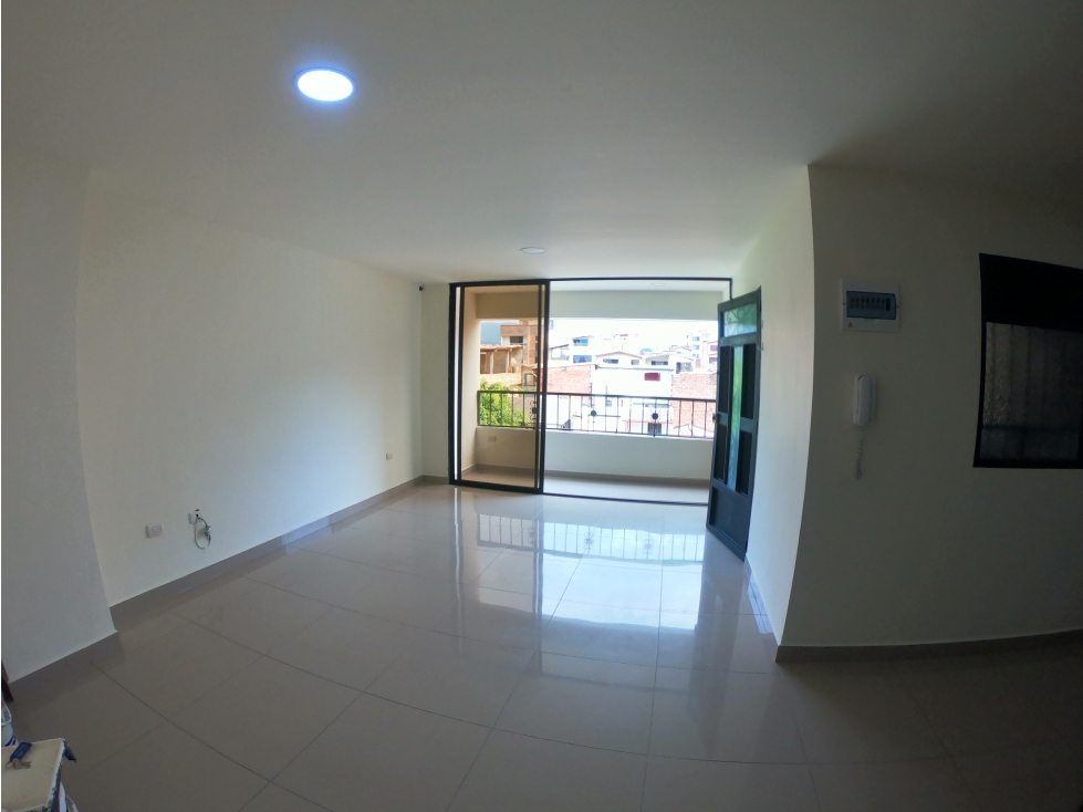 Alquilo apartamento en las Cabañas, Bello, piso 4 — foto 3