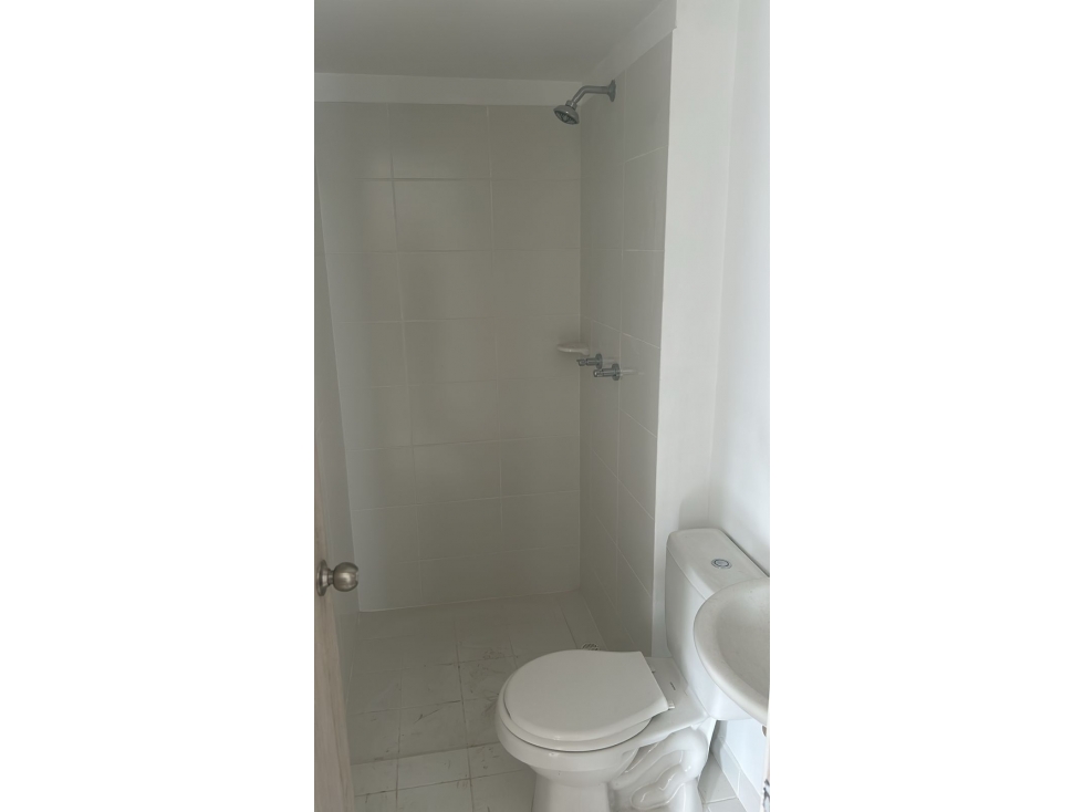 Arriendo Apartamento en Cerro Claro, Niquia Terranova Bello — foto 6