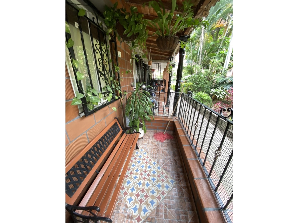 Vendo Amplia Casa de 92m2 En la Unidad Almendros de Terranova Niquia — foto 4