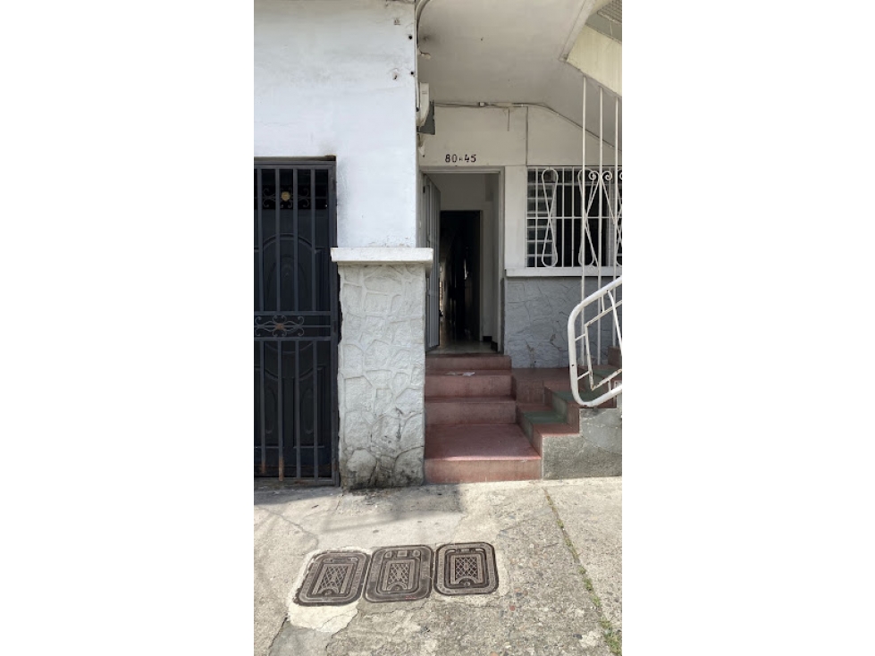 Casa en Arriendo en Laureles Lorena 230 m² Uso Residencial o Comercial — foto 3