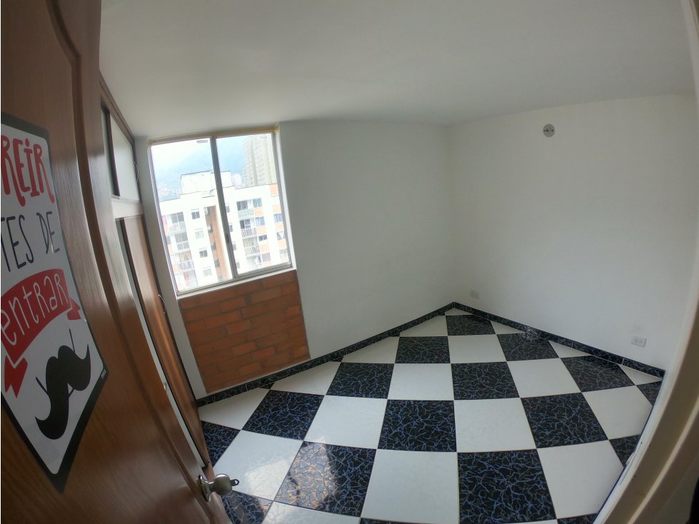 Alquilo apartamento en la Urbanización Trigales, Bello, El Trapiche — foto 4