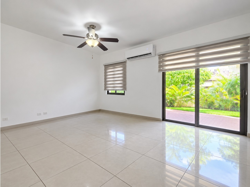 Alquilo Casa Woodlands Fase 3 | Linea blanca | Panama Pacifico | M.M — foto 3