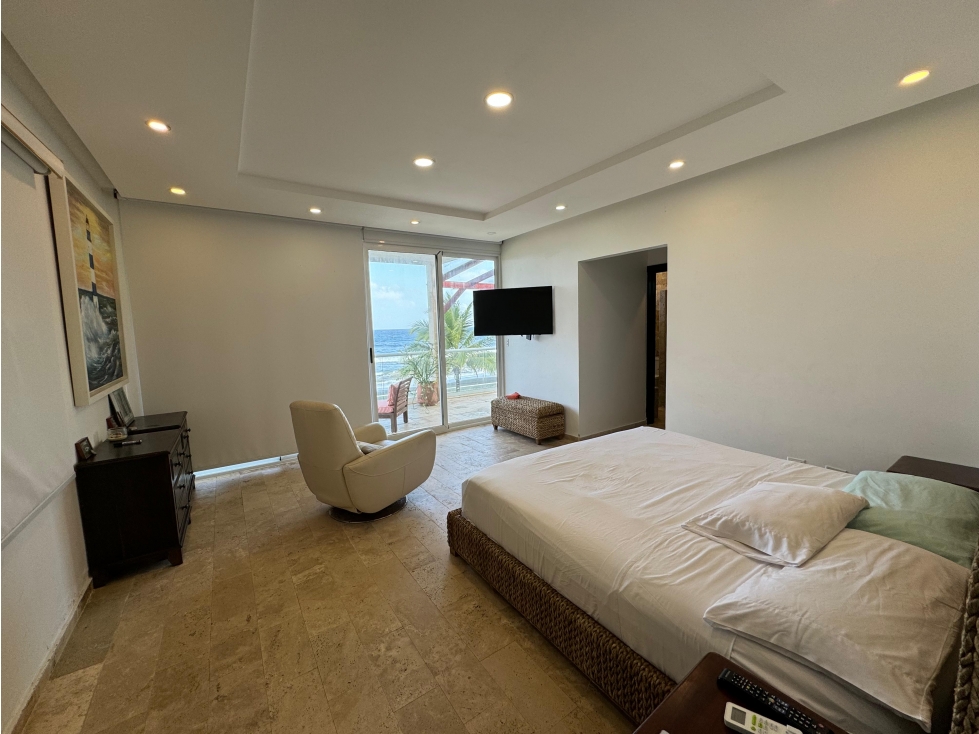 Venta de Casa de Playa Dúplex con Piscina | San Marino, Colón - 3