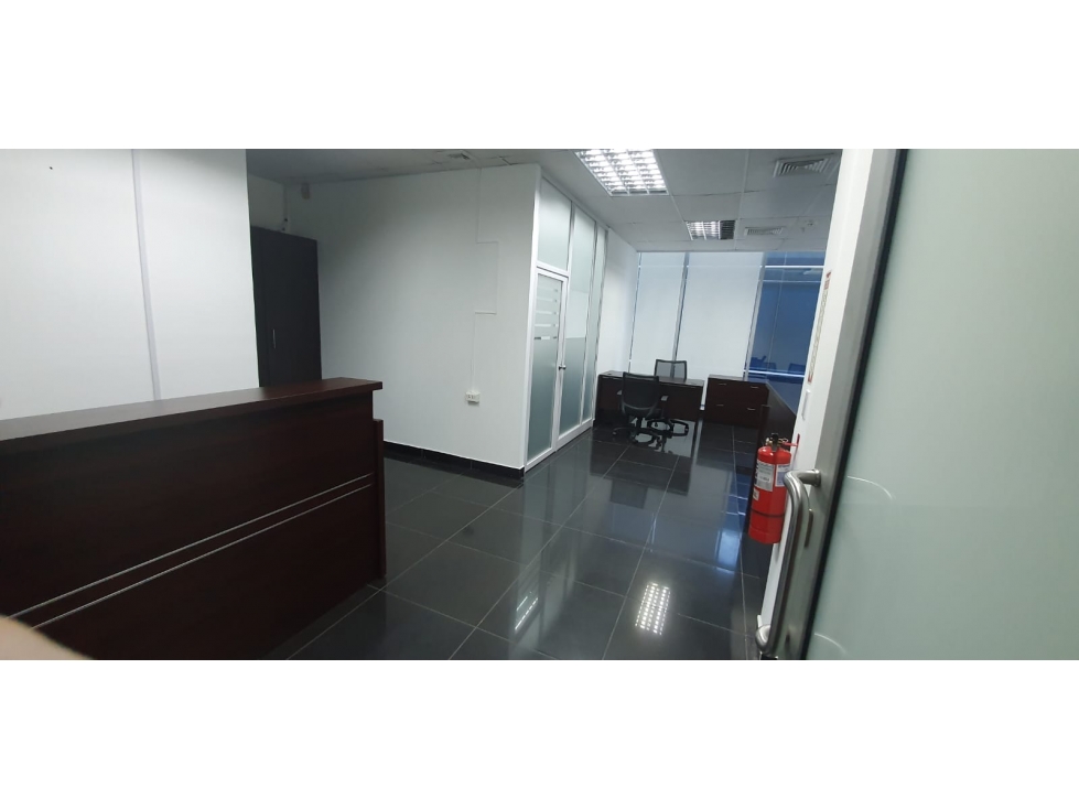 Se alquila Oficina PH Office One en Calle 50 LH - 1