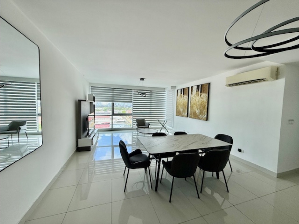 se alquila apartamento en Costa del Este PH Top Tower Amoblado LH