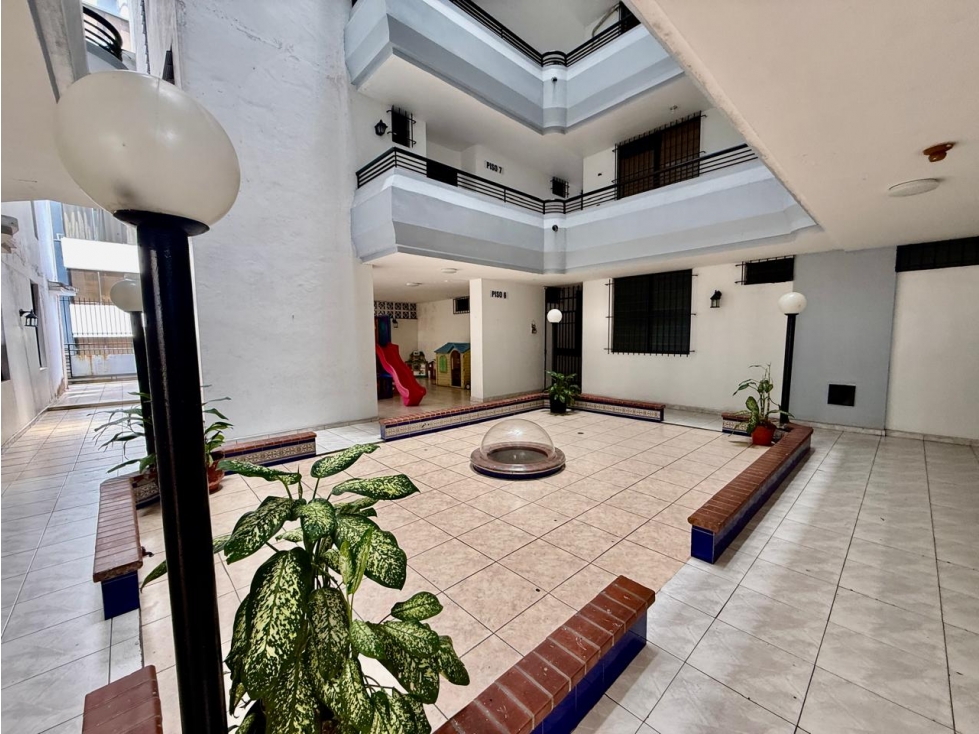Venta PH Centrum Tower, El Cangrejo / Bella Vista 4 Recamaras LH