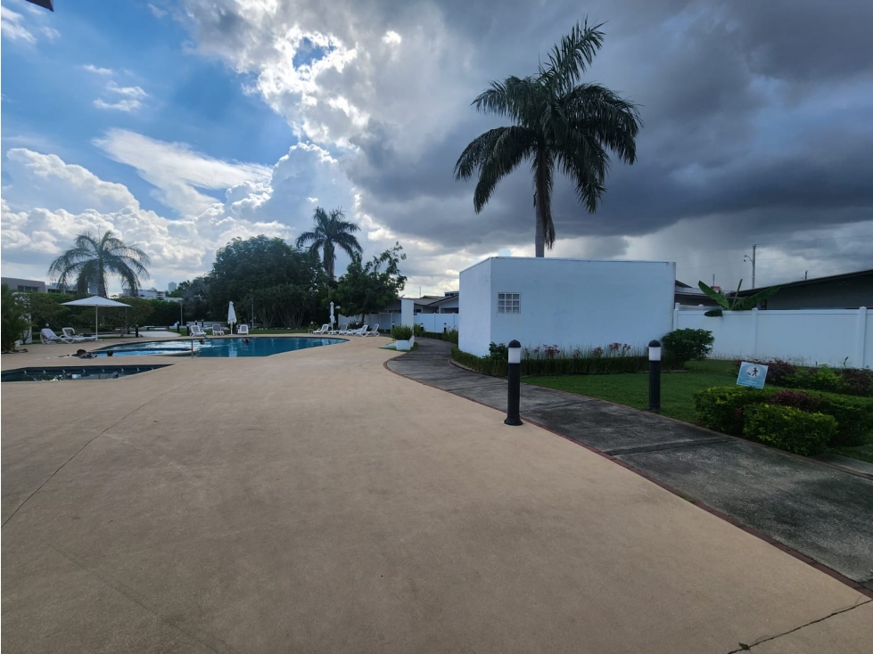 Casa en Alquiler Villa Sur, Costa Sur | $1,750