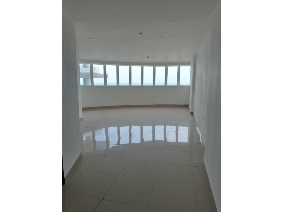 Venta y alquiler de amplia oficina | Bay View, Avenida Balboa