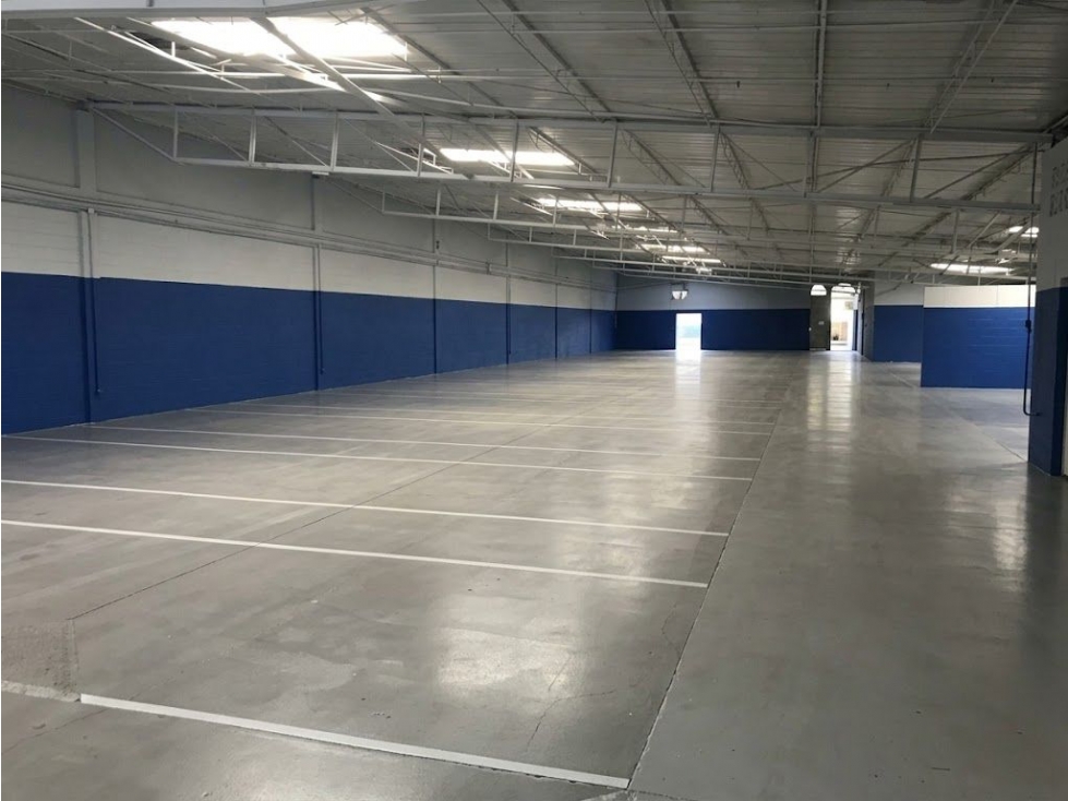 SE ALQUILA BODEGA EN EL DORADO 1.450 Mtrs (OG)