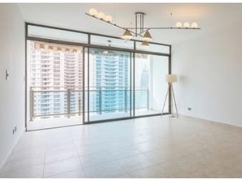 SE ALQUILA APARTAMENTO REMODELADO EN SAN FRANCISCO