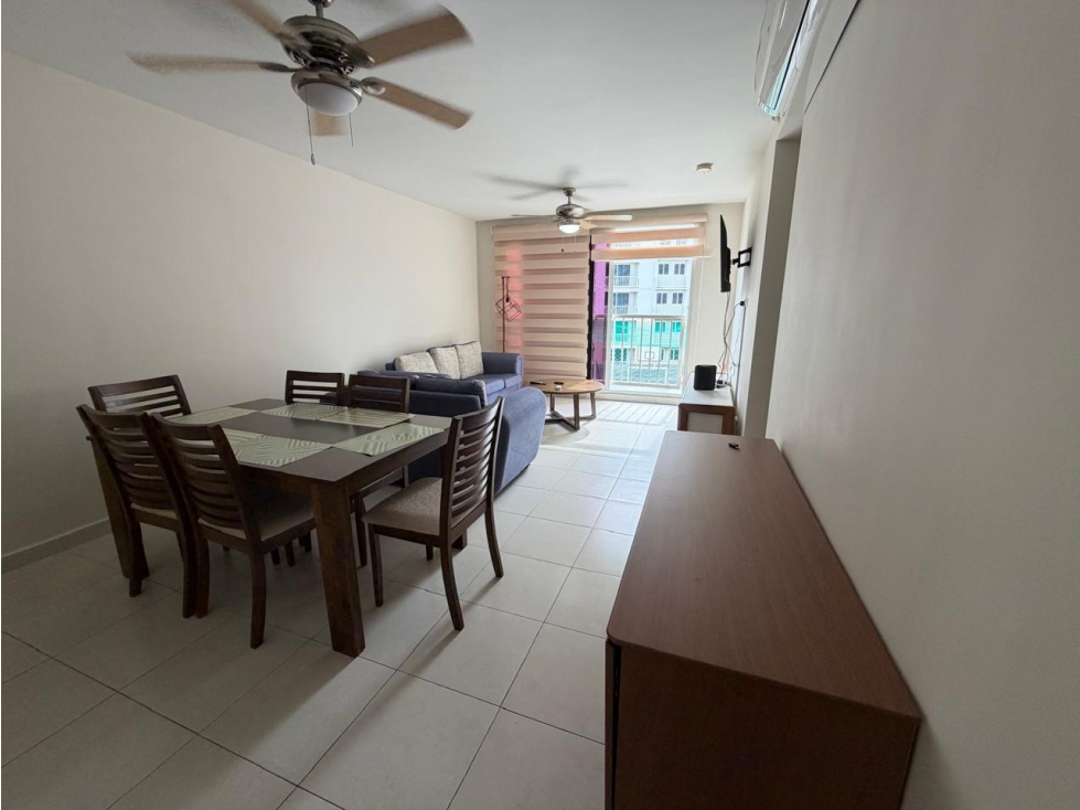 ALQUILER DE APARTAMENTO AMOBLADO EN PH TORRES DE VERSALLES