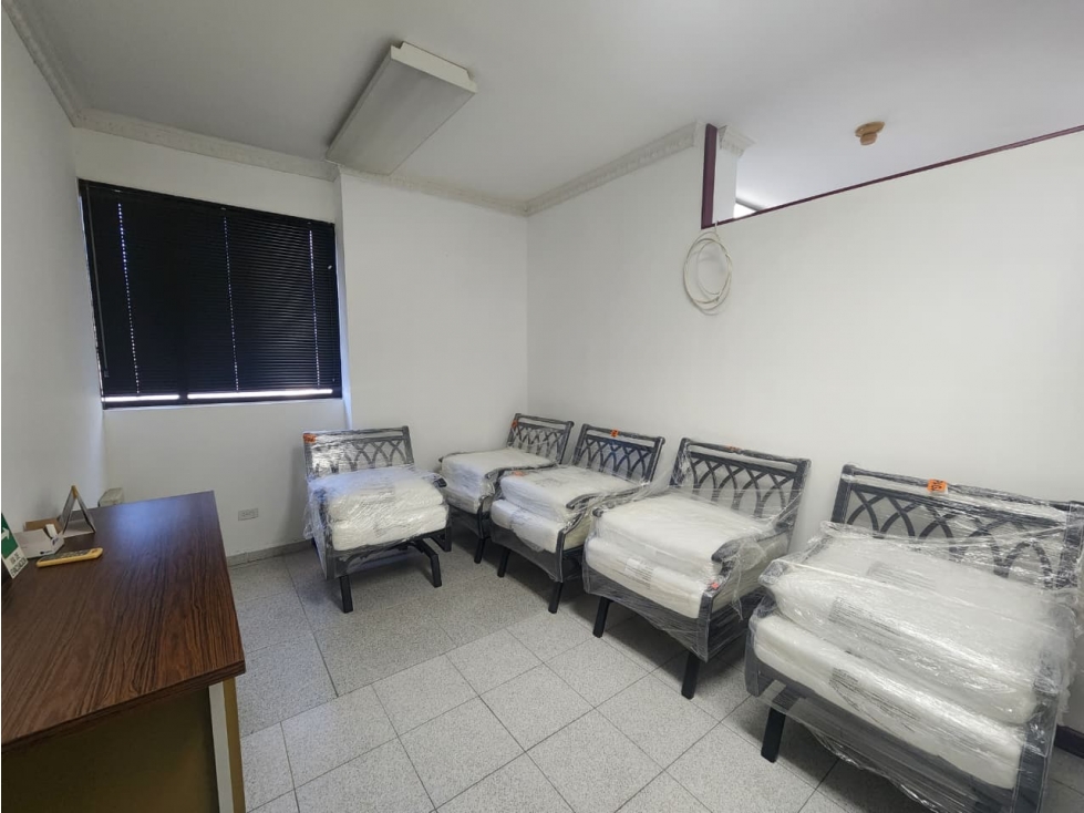 Oficina en Royal Center Marbella | 75 m² | 3 Cubículos AM — foto 6