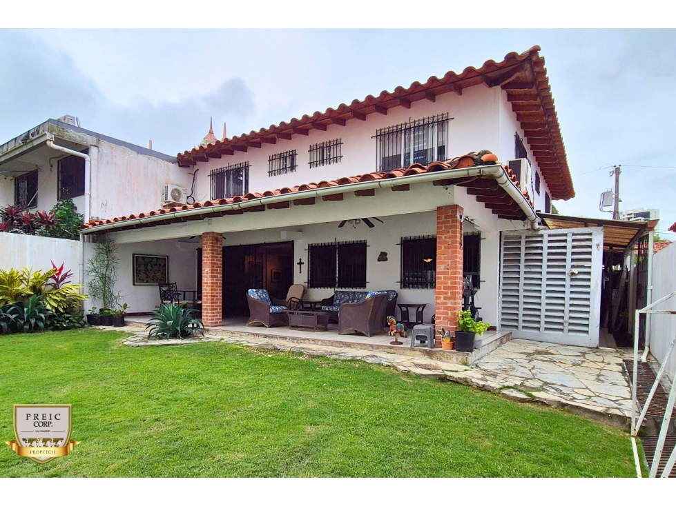 En venta casa en El Cangrejo - F.A.