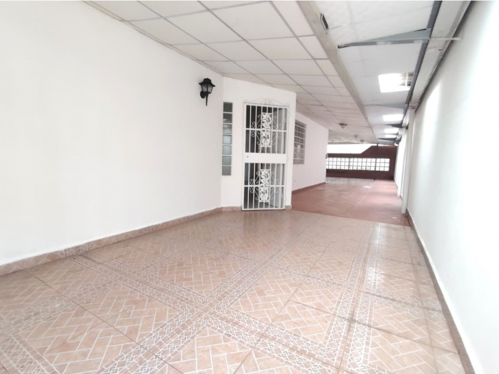 SE VENDE CASA EN VILLA LUCRE — foto 2