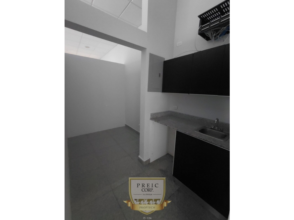 Se Vende oficina amoblada en Obarrio — foto 6