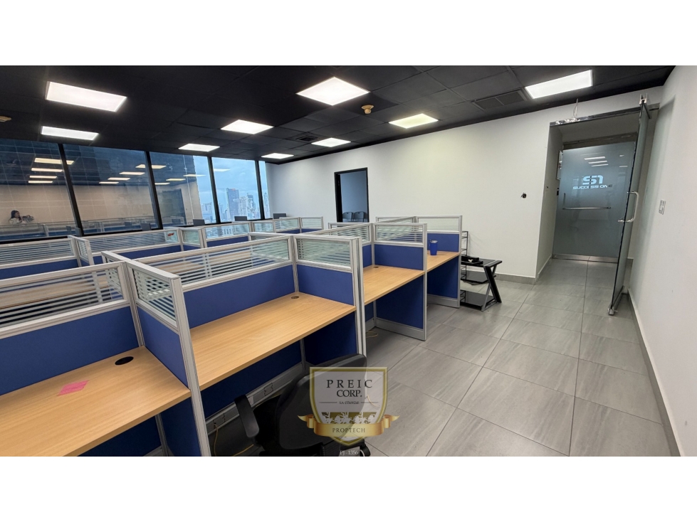 Se Alquila oficina amoblada en Calle 50 Banco General L.T — foto 3
