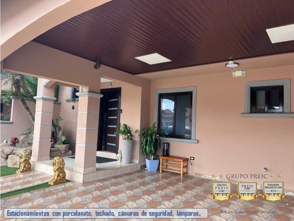 Venta de Casa Modelo Lyon Remodelada Versalles 1 Juan Diaz — foto 2