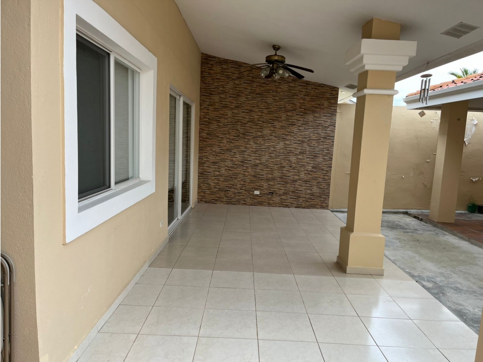 VENTA DE CASA EN VILLA TIVOLI LH — foto 2